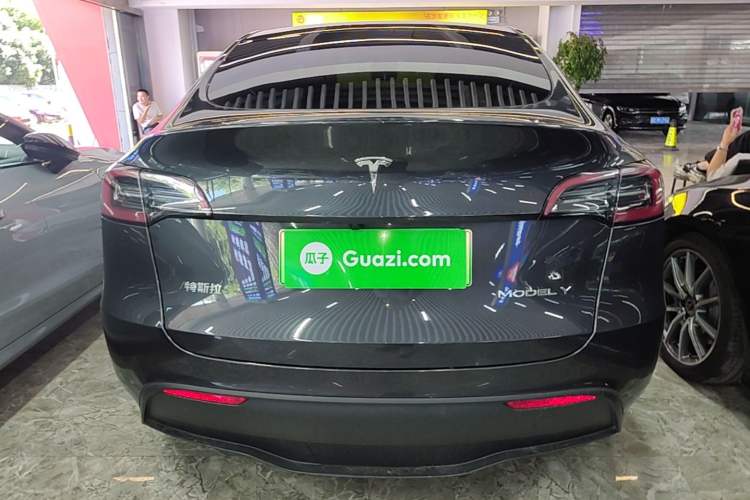 Used Tesla Model Y 2024 Rear-Wheel-Drive Version Rear