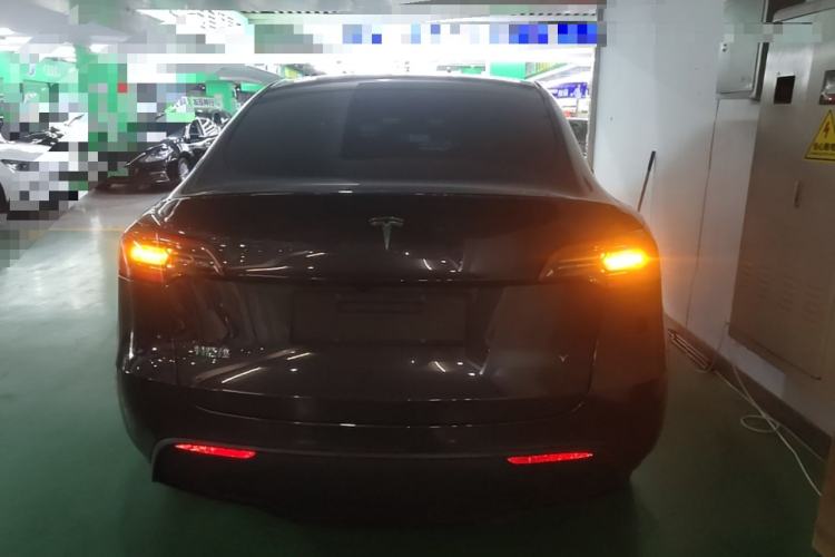 Used Tesla Model Y 2024 Long-Range All-Wheel-Drive Version Rear
