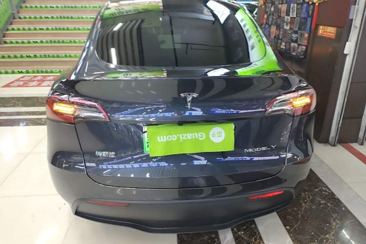 Used Tesla Model Y 2024 Rear-Wheel-Drive Version Rear