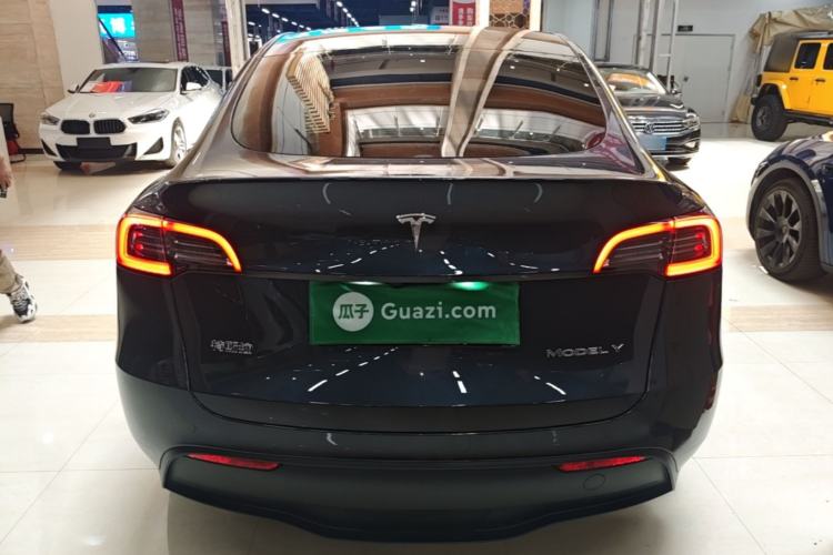 Used Tesla Model Y 2024 Long-Range All-Wheel-Drive Version Rear