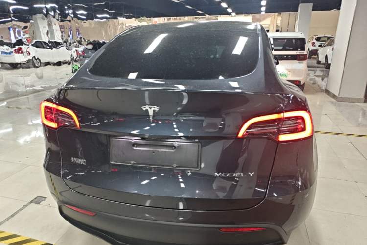 Used Tesla Model Y 2024 Rear-Wheel-Drive Version Rear