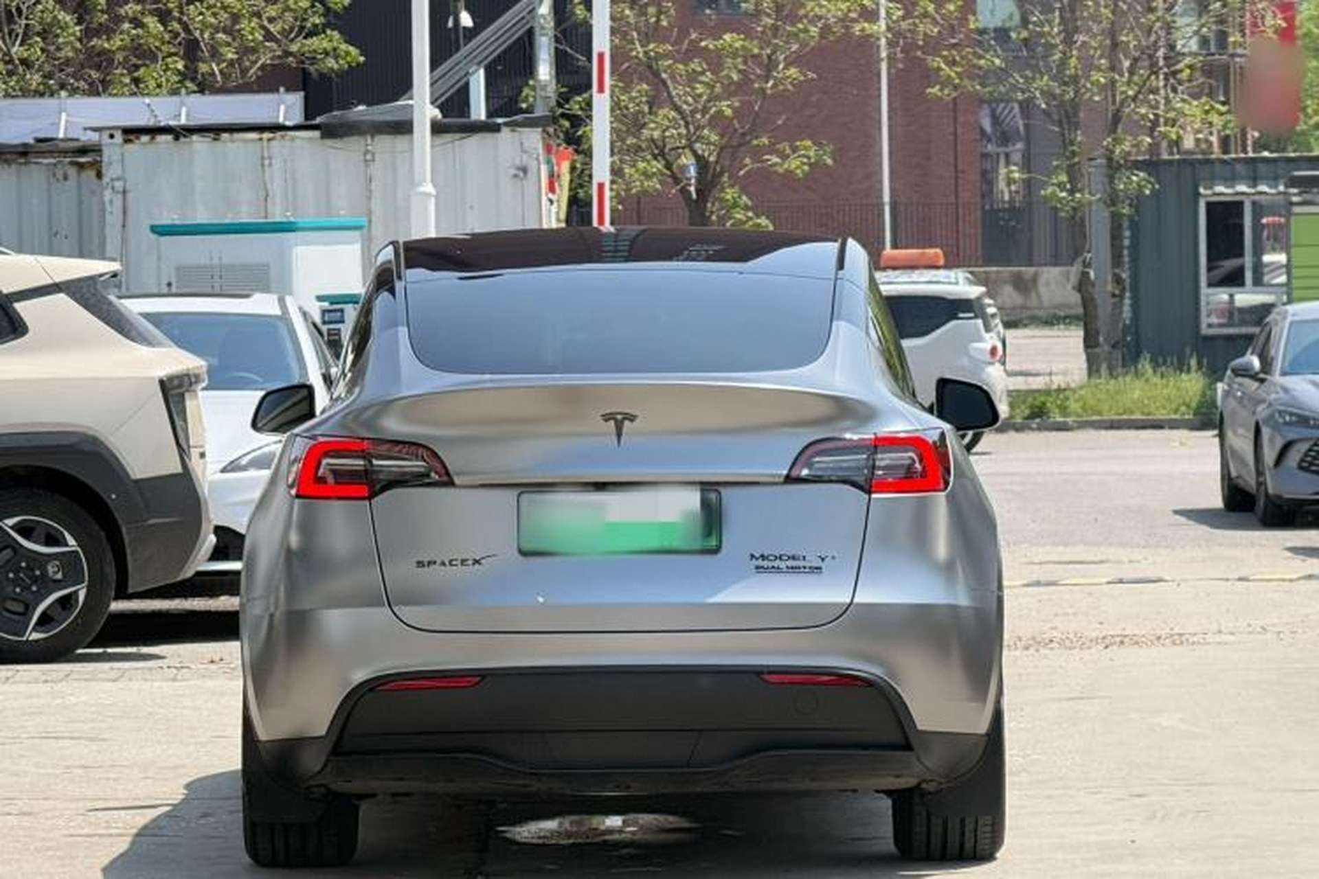 Used Tesla Model Y 2024 Long-Range All-Wheel-Drive Version Rear