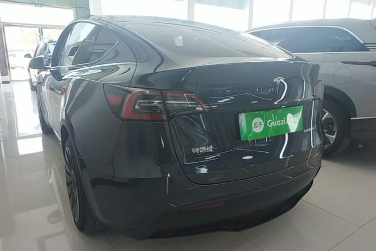 Used Tesla Model Y 2024 Rear-Wheel-Drive Version Rear Left 45 Deg