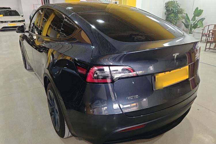 Used Tesla Model Y 2024 Rear-Wheel-Drive Version Rear Left 45 Deg