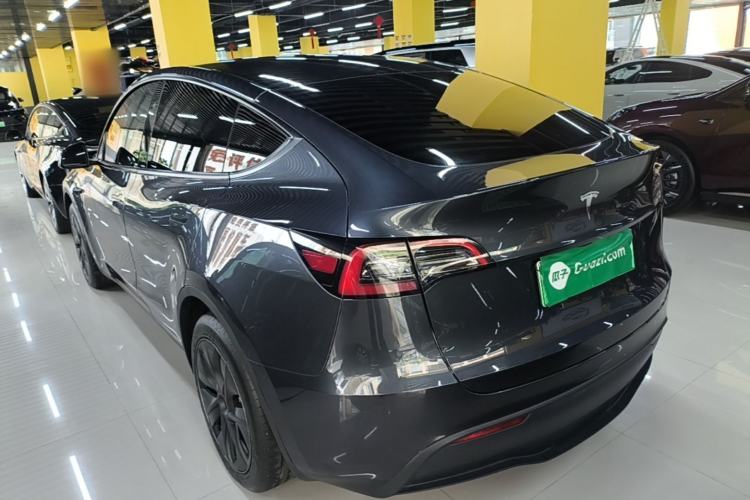Used Tesla Model Y 2024 Rear-Wheel-Drive Version Rear Left 45 Deg