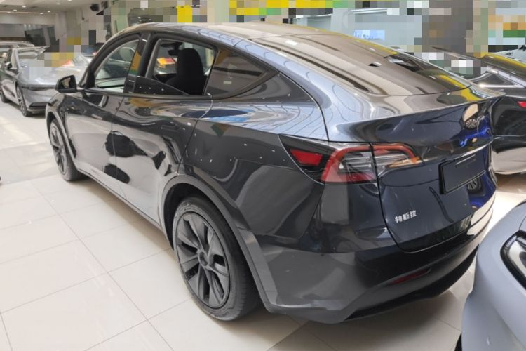 Used Tesla Model Y 2024 Rear-Wheel-Drive Version Rear Left 45 Deg