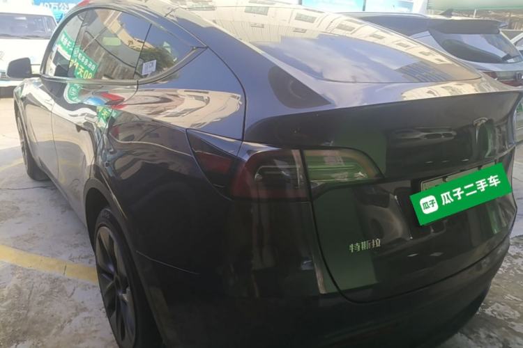 Used Tesla Model Y 2024 Long-Range All-Wheel-Drive Version Rear Left 45 Deg