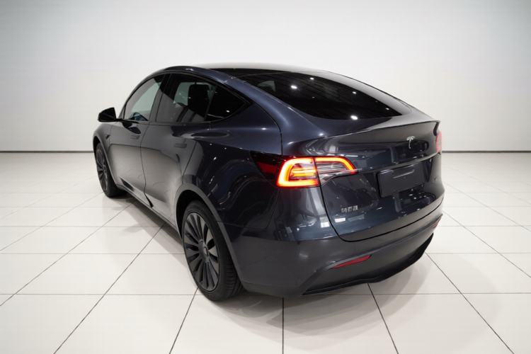 Used Tesla Model Y 2024 Rear-Wheel-Drive Version Rear Left 45 Deg