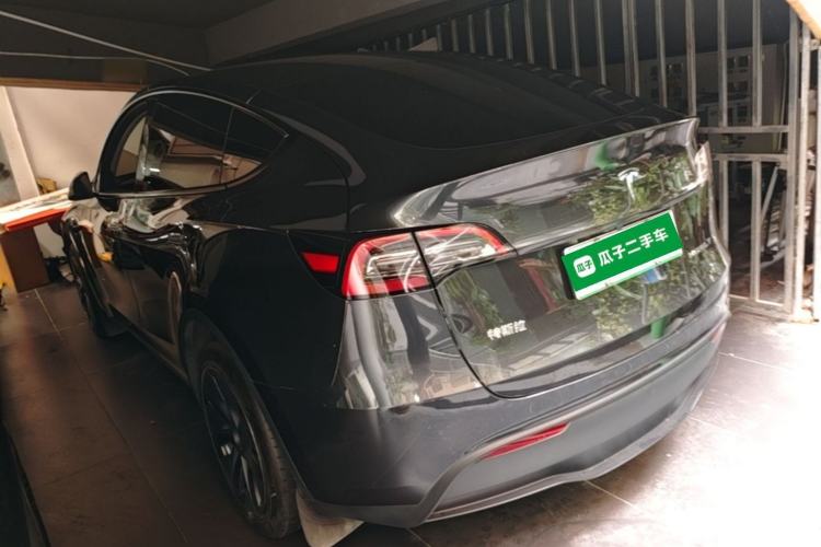Used Tesla Model Y 2024 Rear-Wheel-Drive Version Rear Left 45 Deg