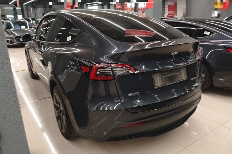 Used Tesla Model Y 2024 Rear-Wheel-Drive Version Rear Left 45 Deg