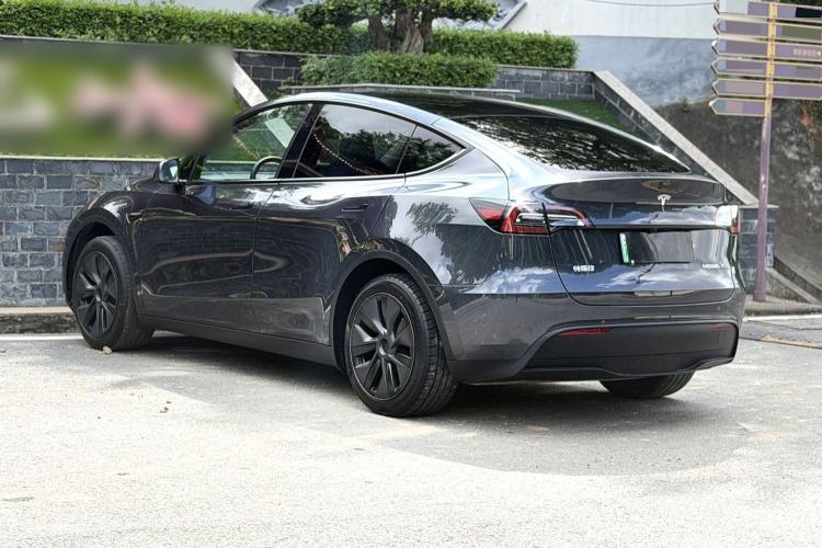 Used Tesla Model Y 2024 Rear-Wheel-Drive Version Rear Left 45 Deg