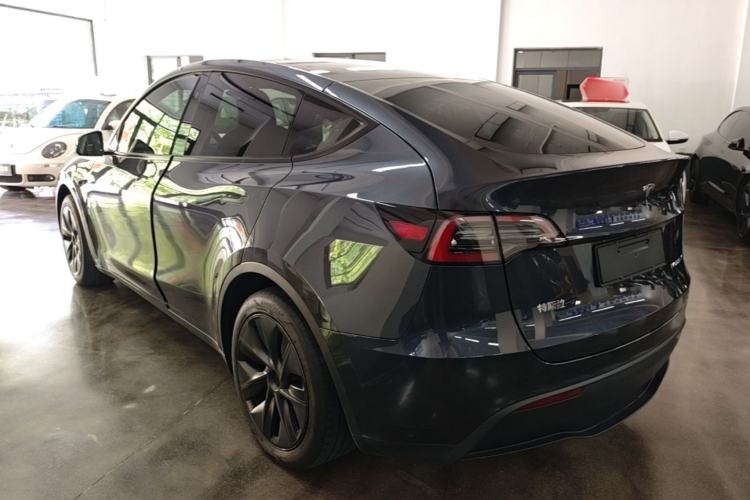 Used Tesla Model Y 2024 Rear-Wheel-Drive Version Rear Left 45 Deg