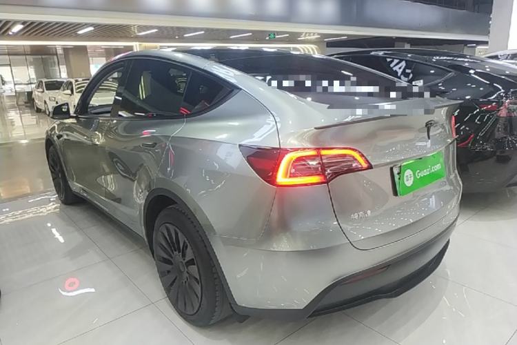 Used Tesla Model Y 2024 Rear-Wheel-Drive Version Rear Left 45 Deg
