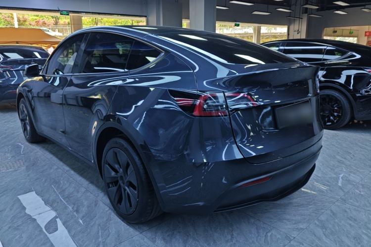 Used Tesla Model Y 2024 Rear-Wheel-Drive Version Rear Left 45 Deg