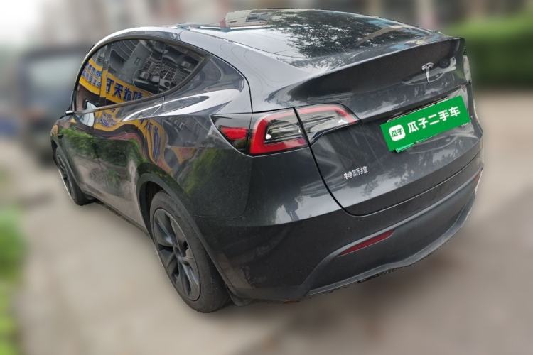 Used Tesla Model Y 2024 Rear-Wheel-Drive Version Rear Left 45 Deg