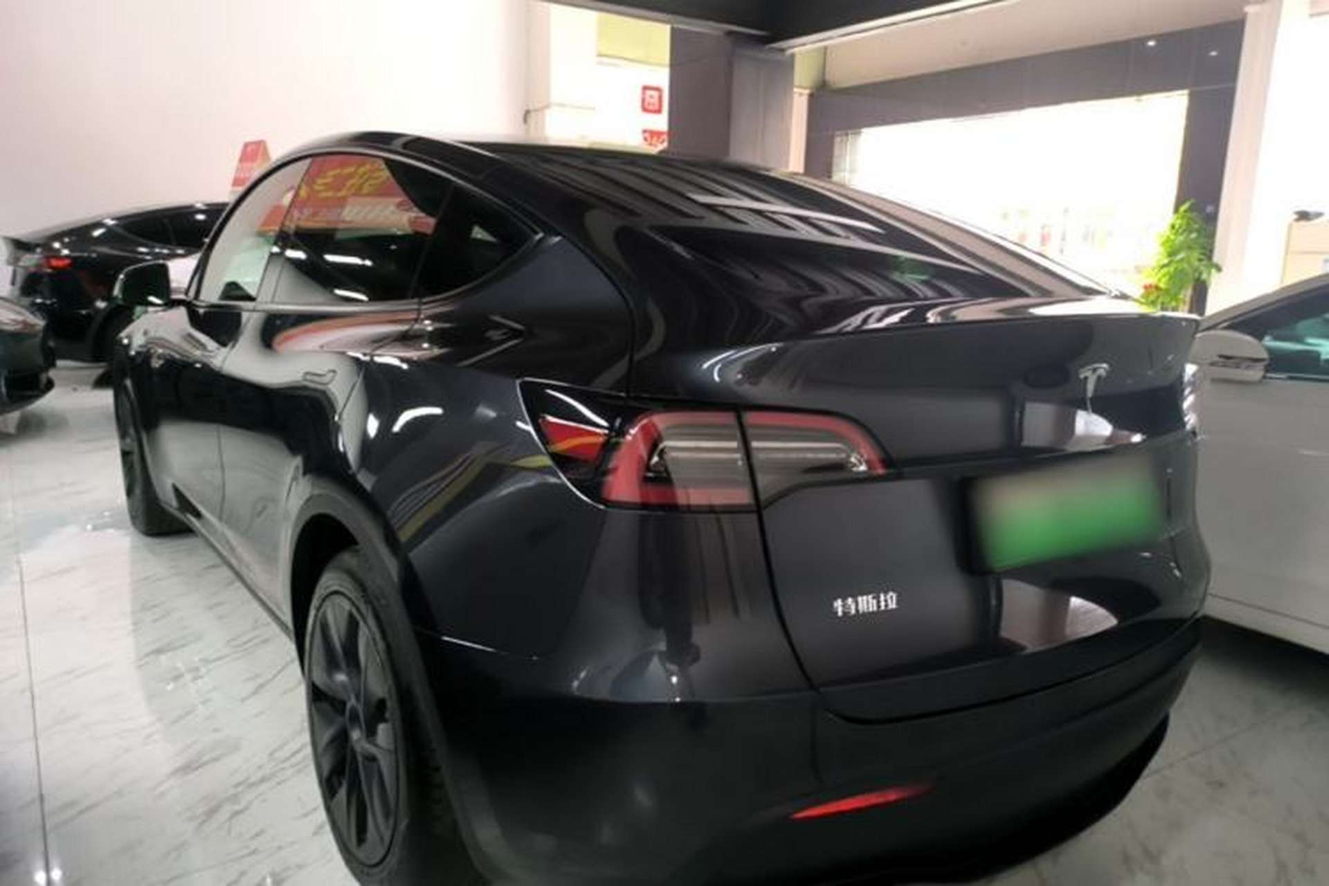 Used Tesla Model Y 2024 Rear-Wheel-Drive Version Rear Left 45 Deg
