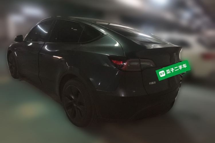 Used Tesla Model Y 2024 Rear-Wheel-Drive Version Rear Left 45 Deg