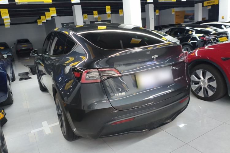 Used Tesla Model Y 2024 Rear-Wheel-Drive Version Rear Left 45 Deg