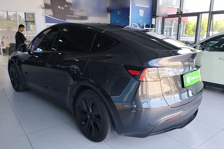 Used Tesla Model Y 2024 Rear-Wheel-Drive Version Rear Left 45 Deg