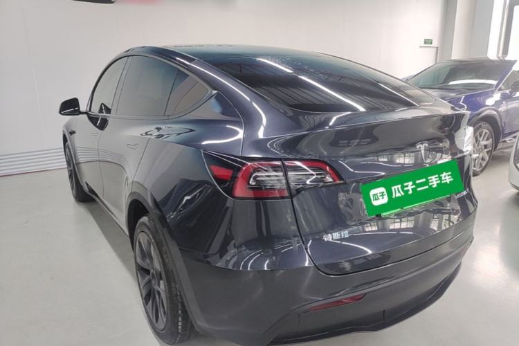Used Tesla Model Y 2024 Long-Range All-Wheel-Drive Version Rear Left 45 Deg