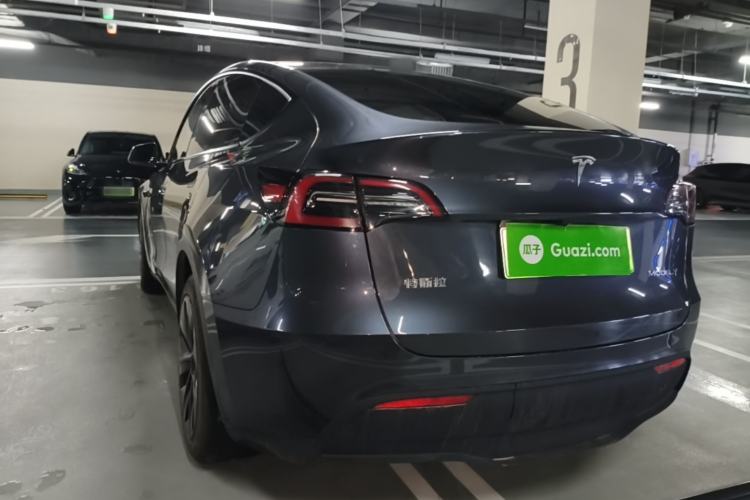 Used Tesla Model Y 2024 Rear-Wheel-Drive Version Rear Left 45 Deg