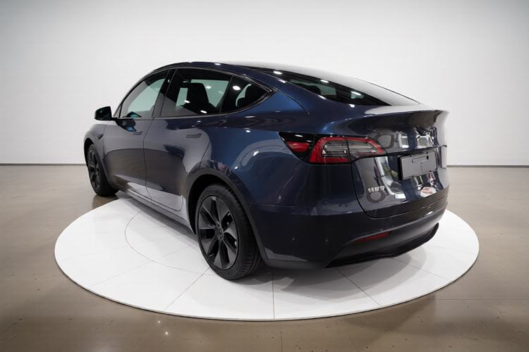 Used Tesla Model Y 2024 Rear-Wheel-Drive Version Rear Left 45 Deg