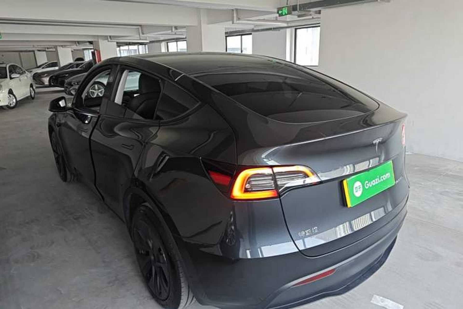 Used Tesla Model Y 2024 Rear-Wheel-Drive Version Rear Left 45 Deg