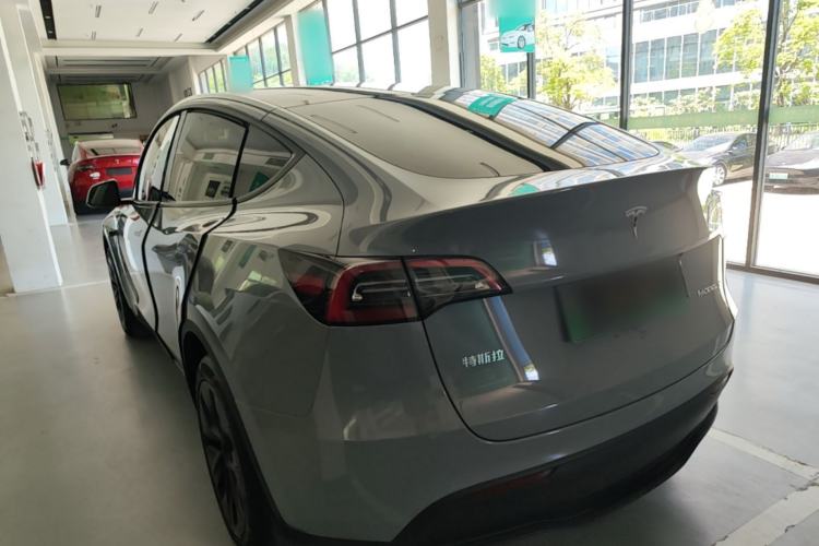 Used Tesla Model Y 2024 Long-Range All-Wheel-Drive Version Rear Left 45 Deg
