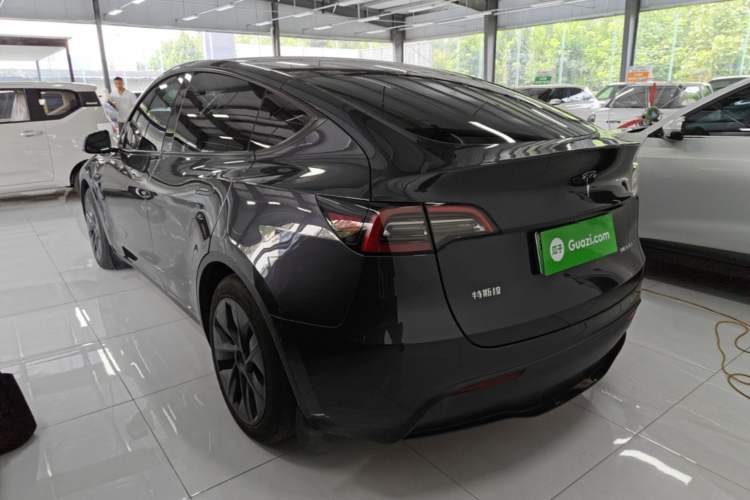 Used Tesla Model Y 2024 Rear-Wheel-Drive Version Rear Left 45 Deg