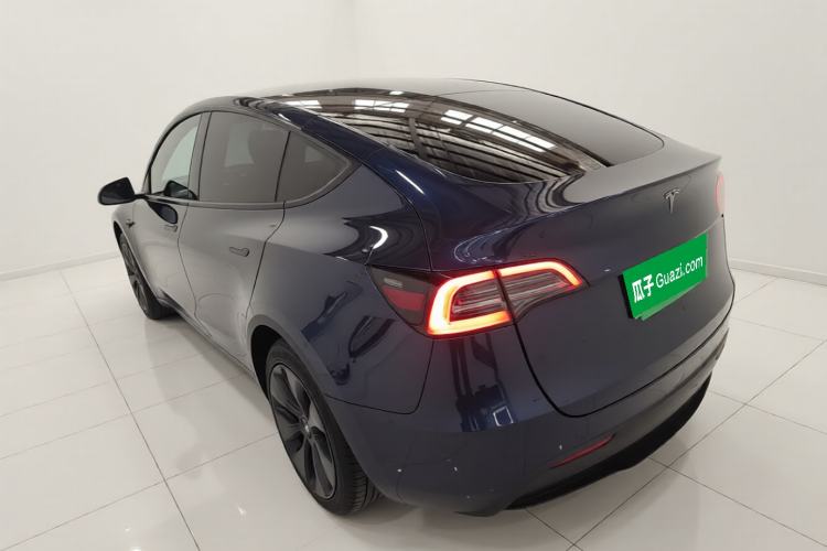 Used Tesla Model Y 2024 Rear-Wheel-Drive Version Rear Left 45 Deg