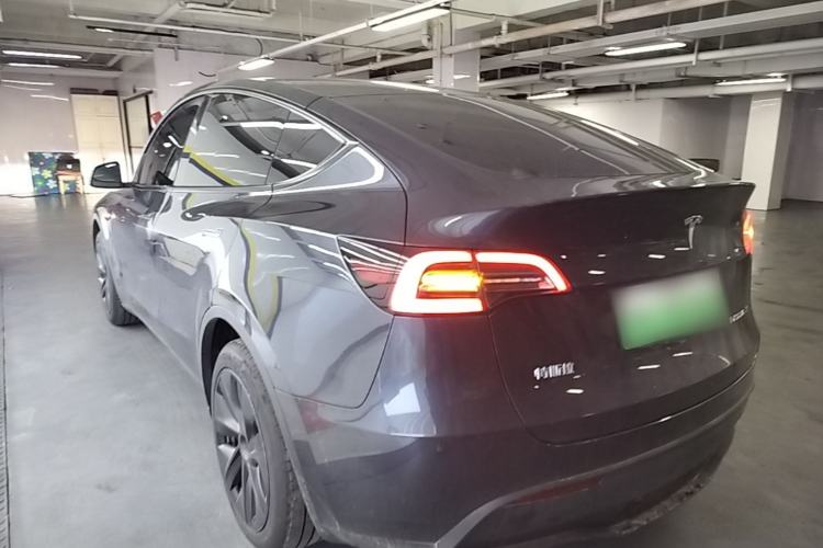 Used Tesla Model Y 2024 Rear-Wheel-Drive Version Rear Left 45 Deg