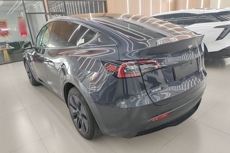 Used Tesla Model Y 2024 Rear-Wheel-Drive Version Rear Left 45 Deg