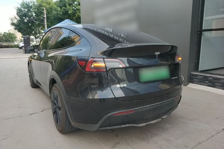 Used Tesla Model Y 2024 Rear-Wheel-Drive Version Rear Left 45 Deg