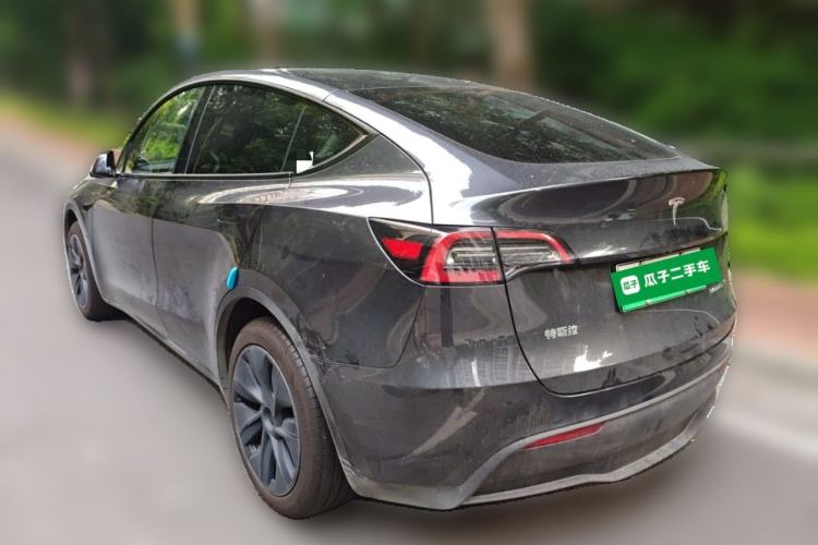 Used Tesla Model Y 2024 Rear-Wheel-Drive Version Rear Left 45 Deg