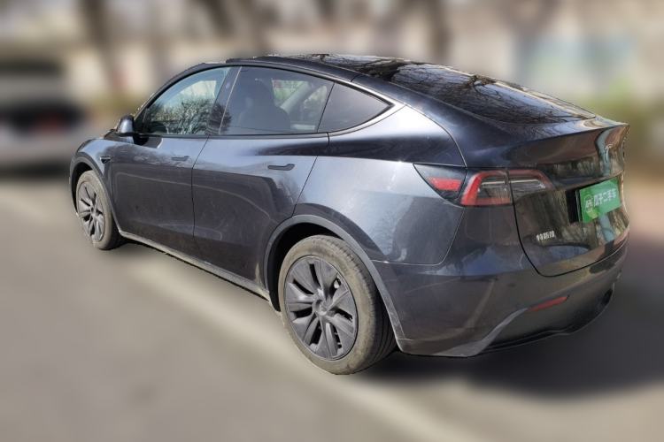Used Tesla Model Y 2024 Rear-Wheel-Drive Version Rear Left 45 Deg