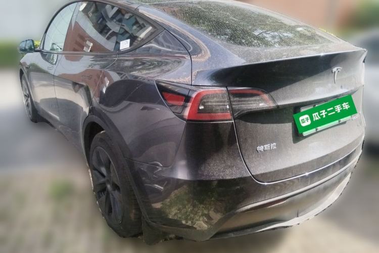 Used Tesla Model Y 2024 Long-Range All-Wheel-Drive Version Rear Left 45 Deg