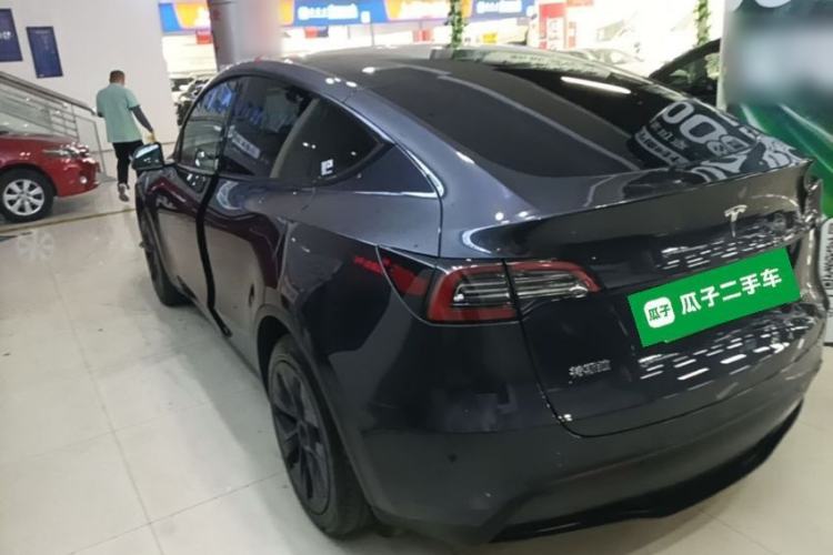Used Tesla Model Y 2024 Rear-Wheel-Drive Version Rear Left 45 Deg