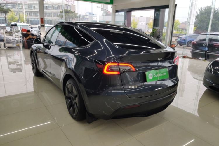 Used Tesla Model Y 2024 Rear-Wheel-Drive Version Rear Left 45 Deg