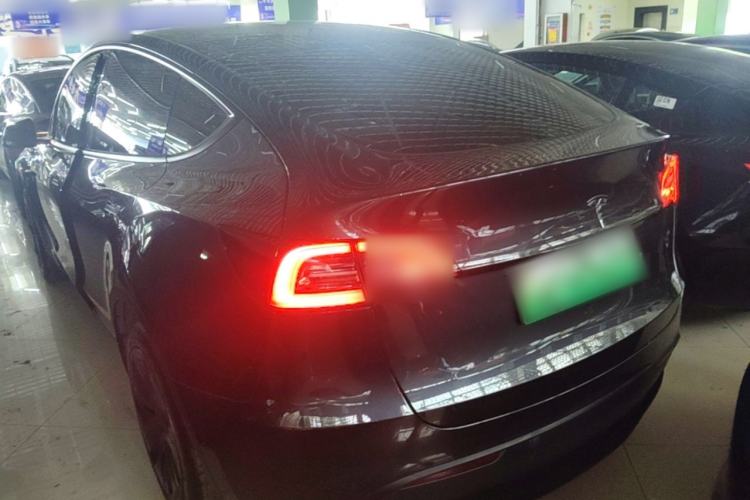 Used Tesla Model Y 2024 Rear-Wheel-Drive Version Rear Left 45 Deg