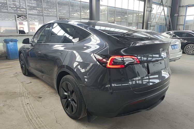 Used Tesla Model Y 2024 Rear-Wheel-Drive Version Rear Left 45 Deg