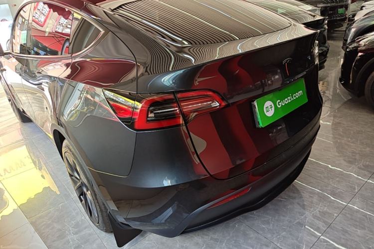 Used Tesla Model Y 2024 Rear-Wheel-Drive Version Rear Left 45 Deg