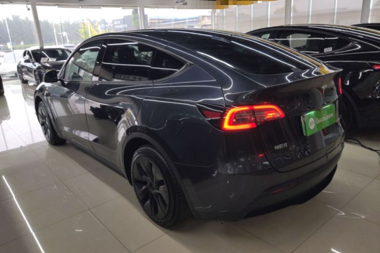 Used Tesla Model Y 2024 Rear-Wheel-Drive Version Rear Left 45 Deg
