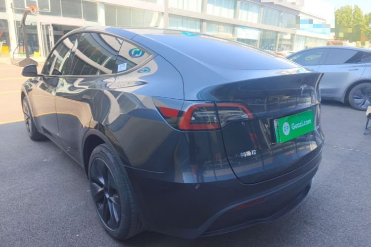 Used Tesla Model Y 2024 Long-Range All-Wheel-Drive Version Rear Left 45 Deg