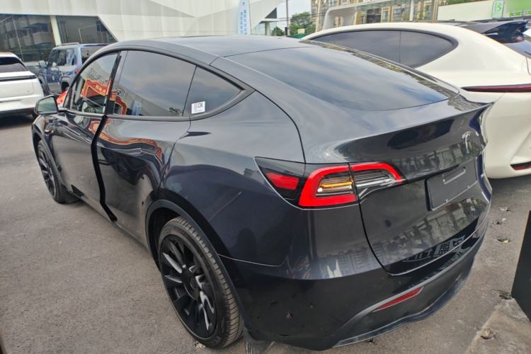 Used Tesla Model Y 2024 Rear-Wheel-Drive Version Rear Left 45 Deg