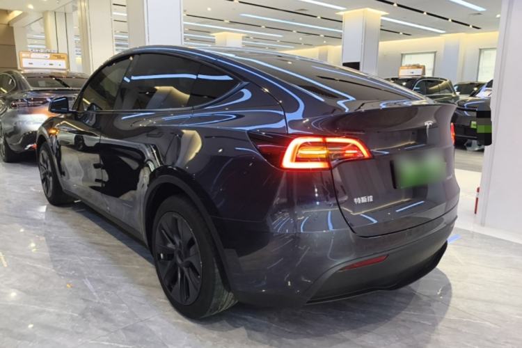 Used Tesla Model Y 2024 Rear-Wheel-Drive Version Rear Left 45 Deg