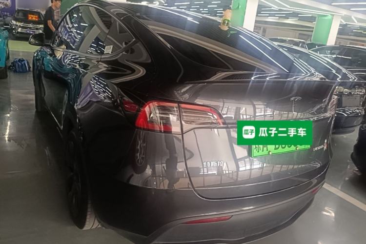 Used Tesla Model Y 2024 Rear-Wheel-Drive Version Rear Left 45 Deg