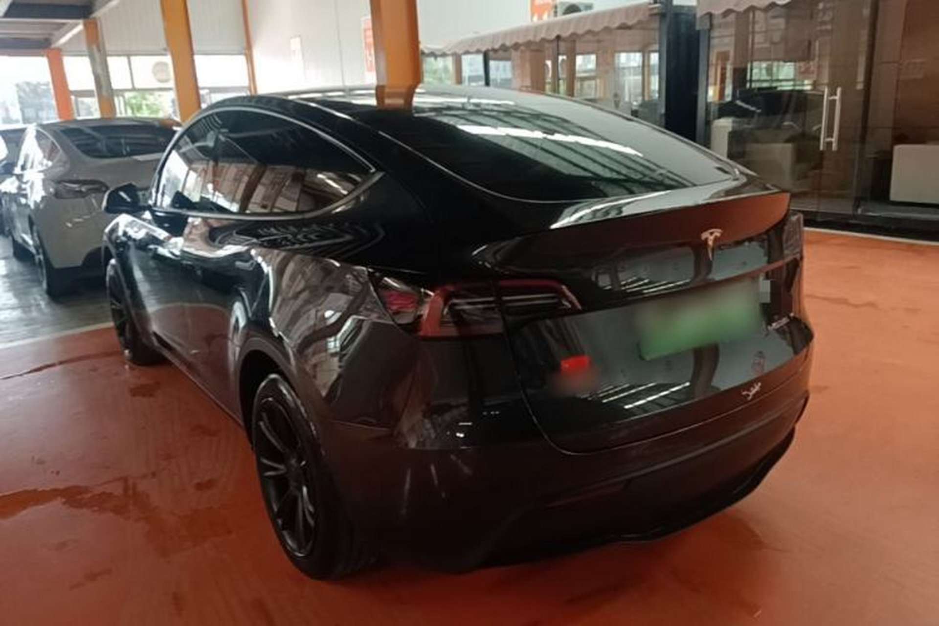 Used Tesla Model Y 2024 Rear-Wheel-Drive Version Rear Left 45 Deg
