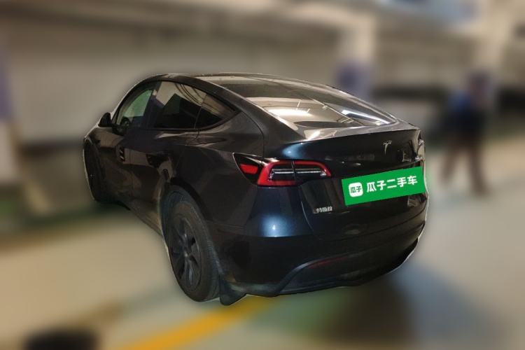 Used Tesla Model Y 2024 Long-Range All-Wheel-Drive Version Rear Left 45 Deg