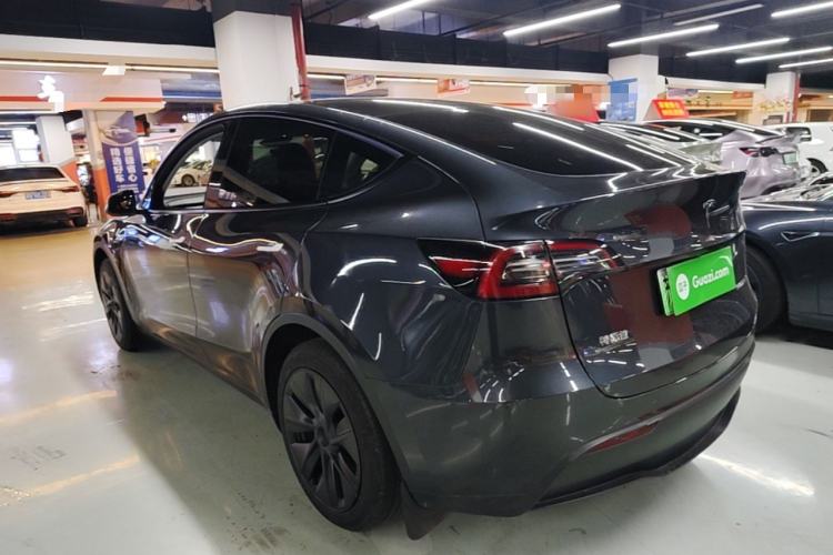 Used Tesla Model Y 2024 Rear-Wheel-Drive Version Rear Left 45 Deg