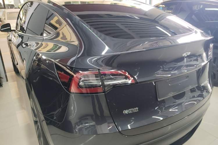 Used Tesla Model Y 2024 Rear-Wheel-Drive Version Rear Left 45 Deg